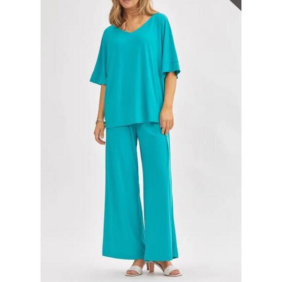 Dear Scarlett Tops - #1440 Dear Scarlett NWT Emerald Flowy Top & Wide Leg Travel Set Sizes XL-3X